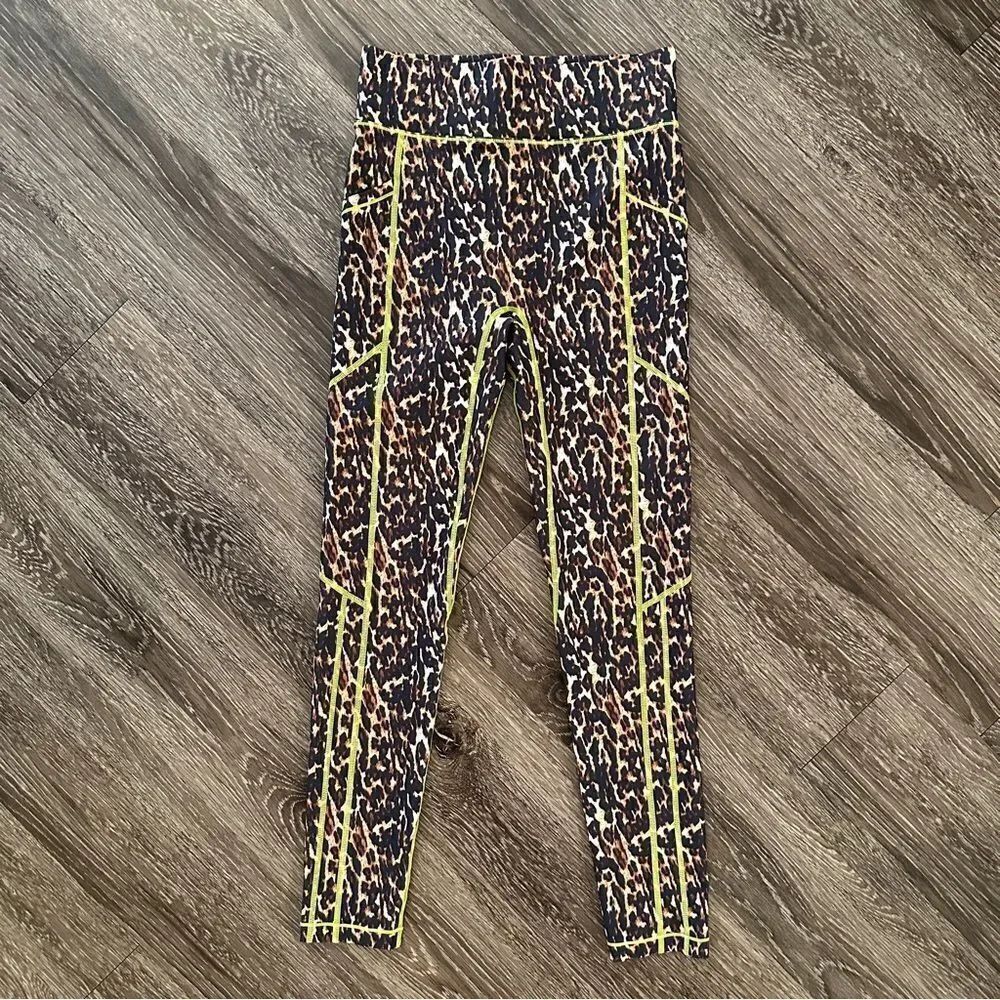 All access Center Stage Pocket Legging in Leopard